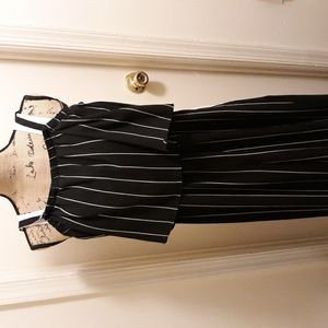 A one piece pants jumpsuit 🥰